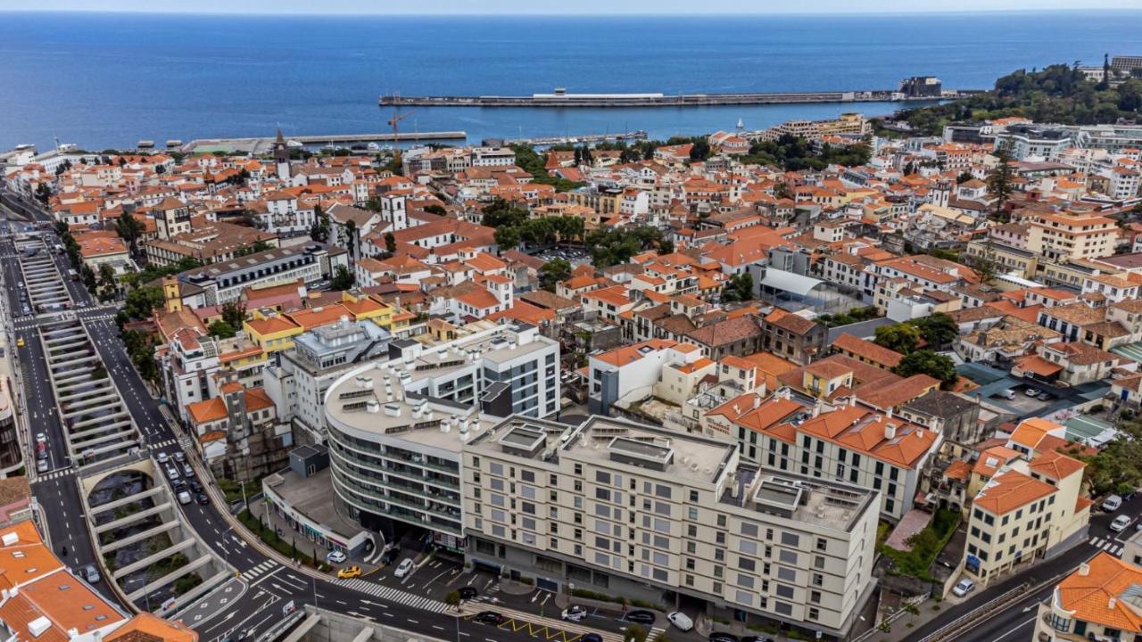 Social Lodge - Centro Do Funchal Bagian luar foto